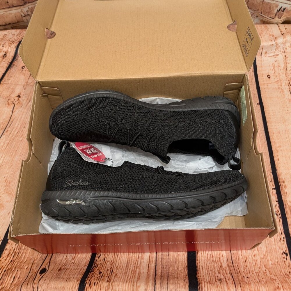 Skechers Arch Fit Flex Black Knit Slip-On Sneakers Size 10 Like NEW - Picture 2 of 16